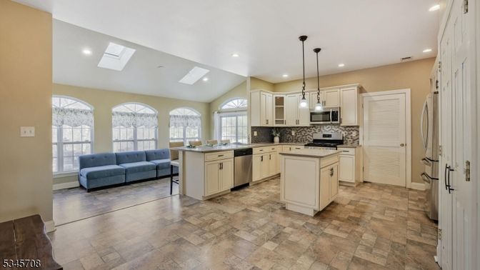 Interior, Kitchen, Pendant Lights, Recessed Lighting, Stainless Steel Appliances
