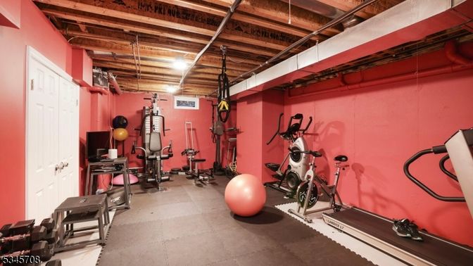 Fitness Equipment, Interior, Wooden Beams