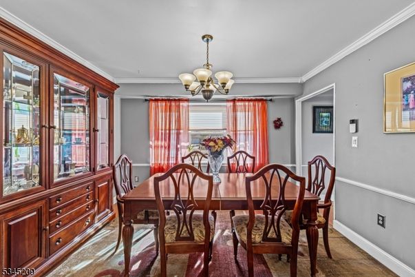 Chandelier, Dining room, Interior