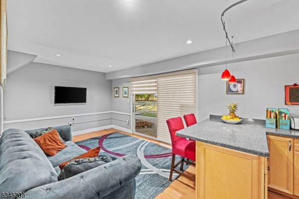 Dining room, Interior, Living room, Pendant Lights, Recessed Lighting, Wood Texture Flooring