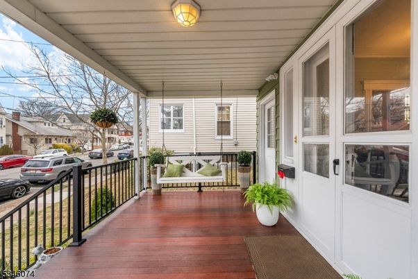 Exterior, Wood Texture Flooring