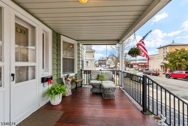 Exterior, Wood Texture Flooring