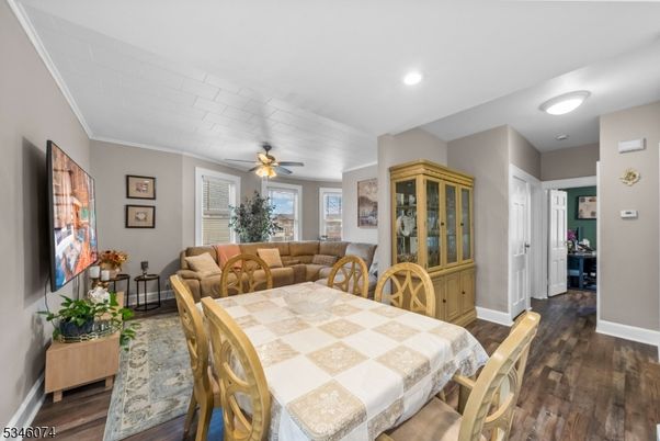 Dining room, Interior, Living room, Recessed Lighting, Wood Texture Flooring