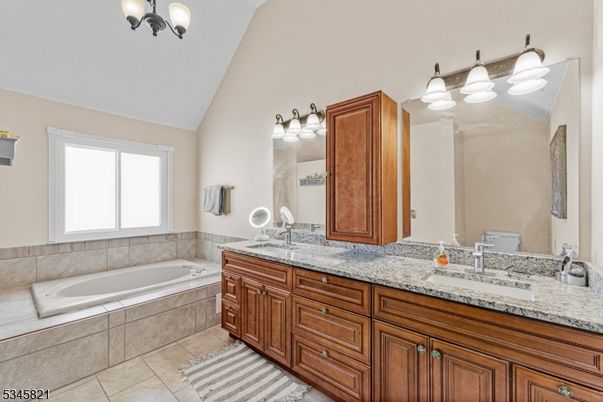 Bathroom, Dual Sink Vanities, Interior