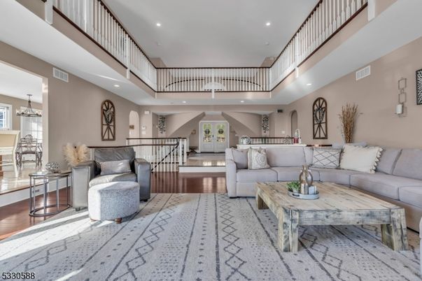 Chandelier, Interior, Living room, Pendant Lights, Recessed Lighting, Wood Texture Flooring