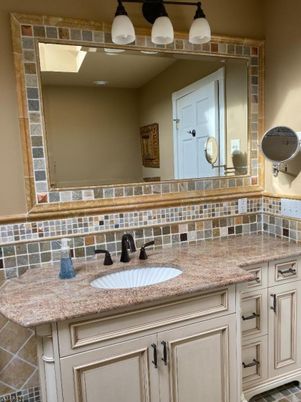 Bathroom, Dual Sink Vanities, Interior