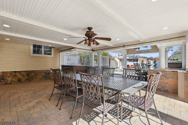 Dining room, Interior, Recessed Lighting
