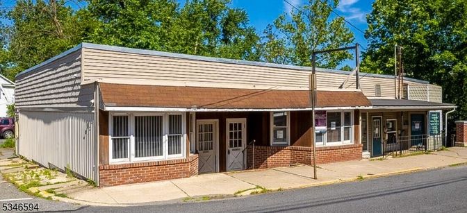 Exterior, Facade, Brick Facade, None