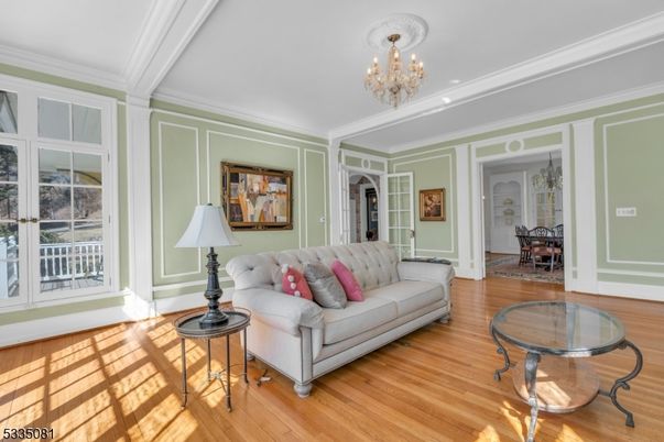 Chandelier, Dining room, Interior, Living room, Recessed Lighting, Wood Texture Flooring