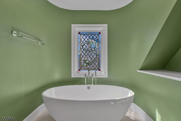 Bathroom, Free Standing Baths, Interior