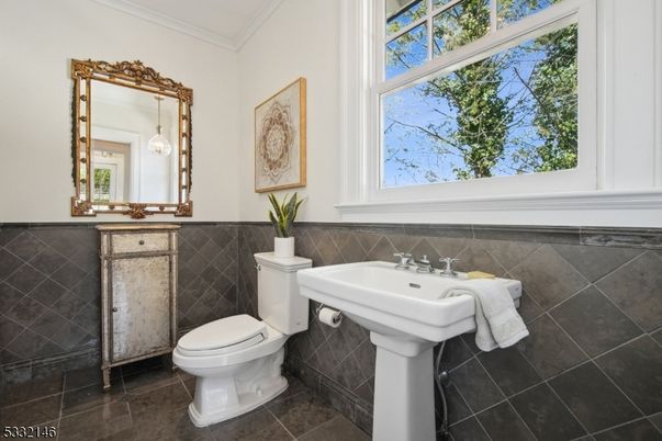 Bathroom, Interior, Pendant Lights