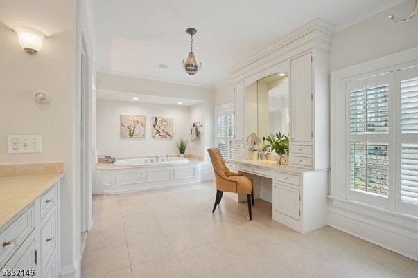Bathroom, Interior, Pendant Lights, Recessed Lighting