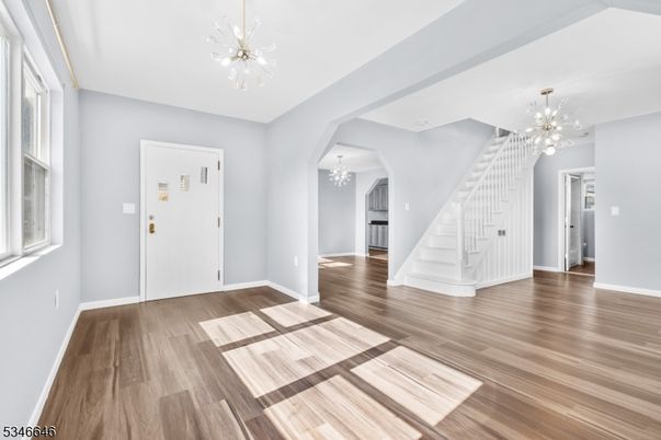 Chandelier, Empty room, Interior, Pendant Lights, Wood Texture Flooring