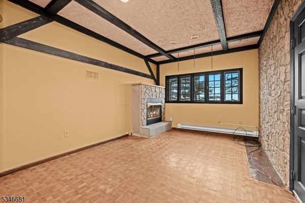 Empty room, Fireplace, Interior, Pendant Lights, Recessed Lighting
