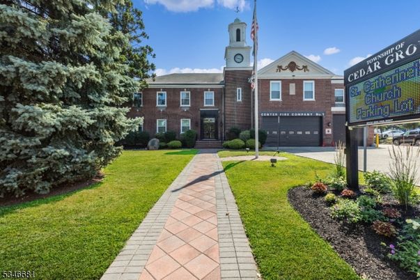 Attached, Exterior, Facade, Brick Facade, Rowhouse