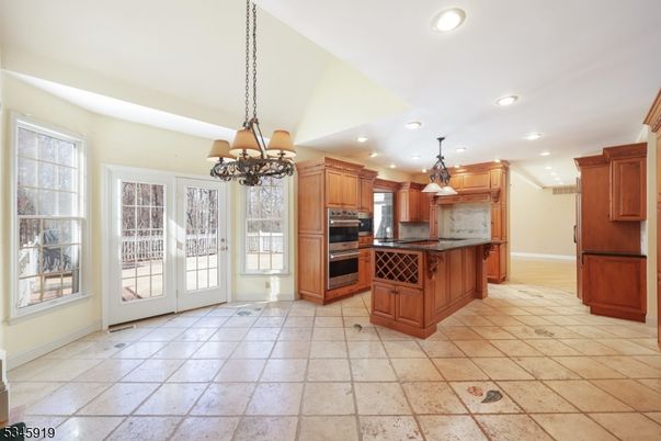 Chandelier, Interior, Kitchen, Pendant Lights, Recessed Lighting, Stainless Steel Appliances