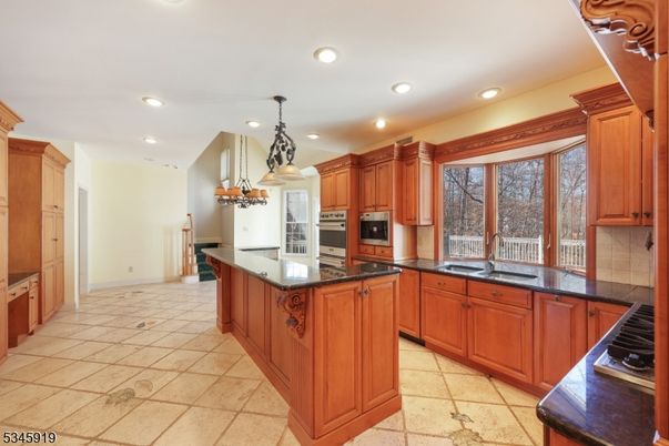 Chandelier, Interior, Kitchen, Pendant Lights, Recessed Lighting, Stainless Steel Appliances