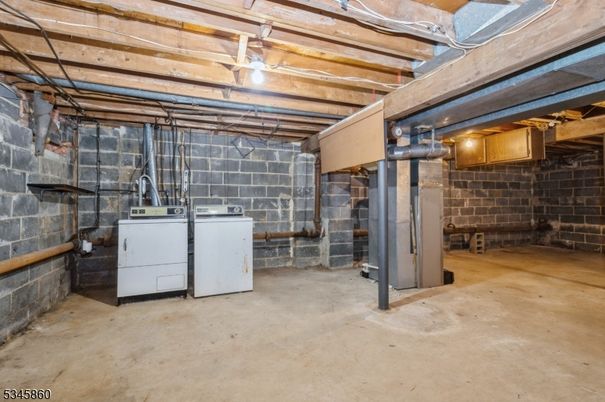 Interior, Stone Walls, Washer, Wooden Beams