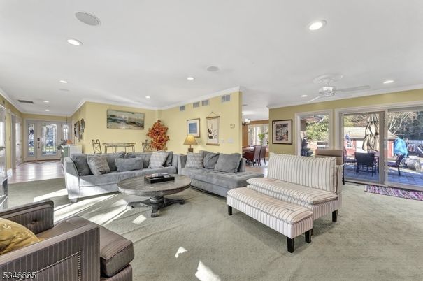 Dining room, Interior, Living room, Recessed Lighting