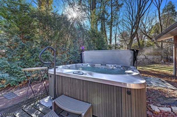 Exterior, Hot Tub