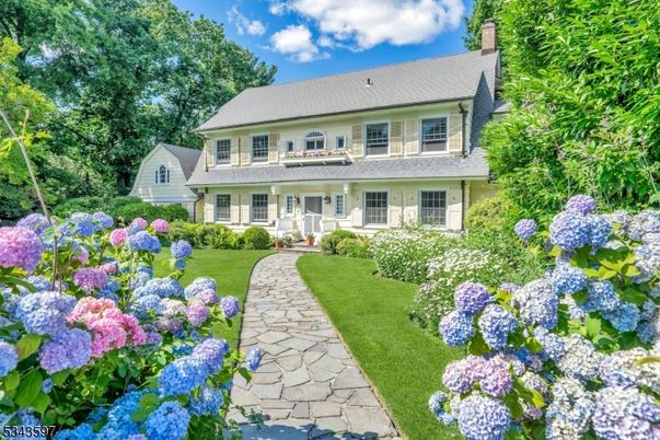 Backyard, Exterior, Facade, Georgian