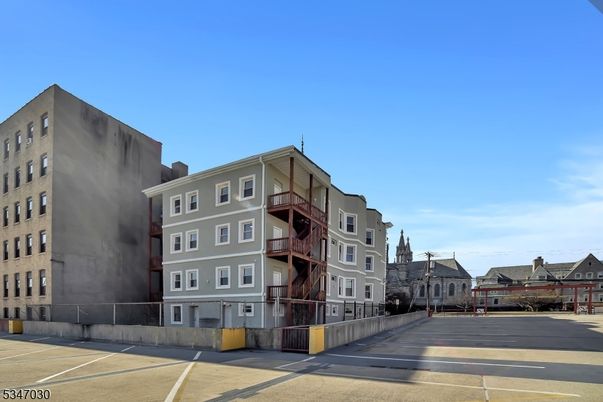 Exterior, Facade, Condo Building