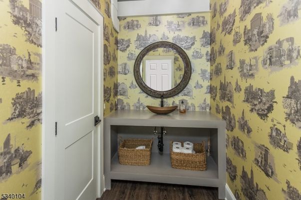 Bathroom, Interior, Wood Texture Flooring