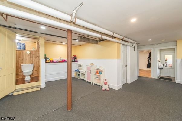 Interior, Recessed Lighting
