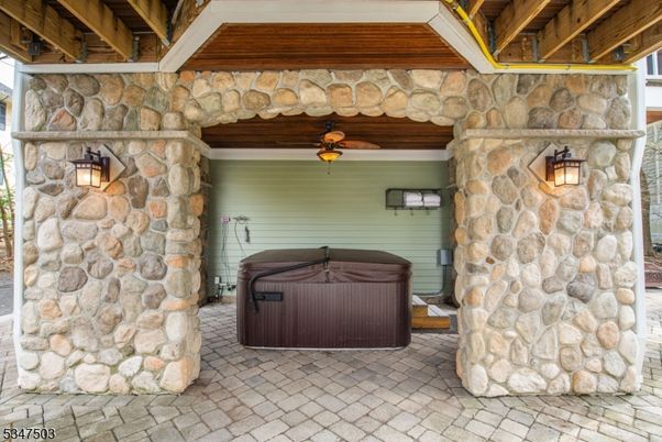 Exterior, Hot Tub