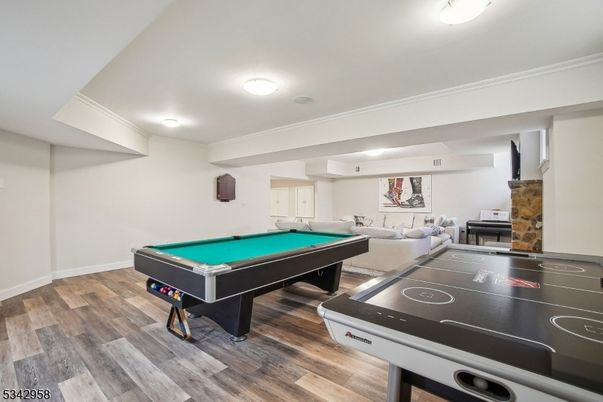 Billiard Table, Game Room, Interior, Wood Texture Flooring