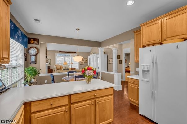 Dining room, Interior, Kitchen, Pendant Lights, Recessed Lighting, Wood Texture Flooring