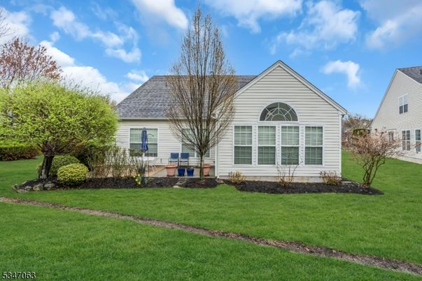 Backyard, Exterior, Facade, Cape Cod