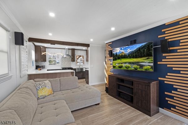 Interior, Kitchen, Living room, Pendant Lights, Recessed Lighting, Wood Texture Flooring