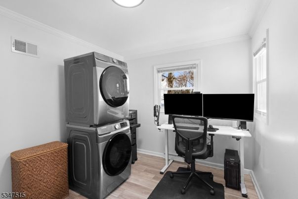 Home Office, Interior, Washer, Wood Texture Flooring