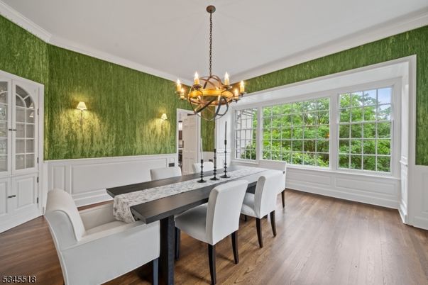 Chandelier, Dining room, Interior, Wood Texture Flooring