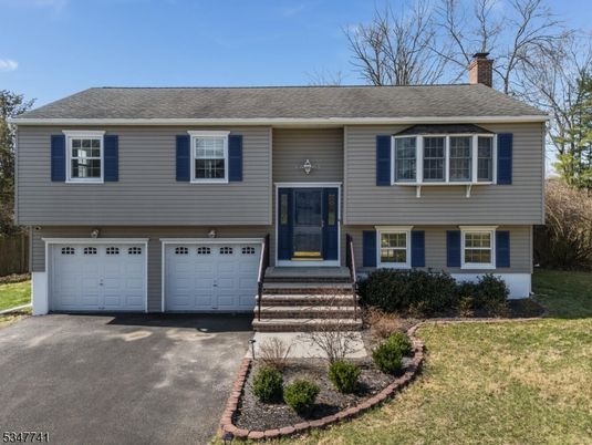 Attached, Exterior, Facade, Raised Ranch