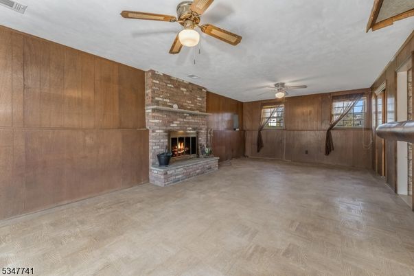 Empty room, Fireplace, Interior, Wooden Walls
