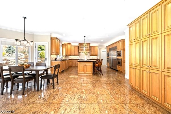 Dining room, Interior, Kitchen, Pendant Lights, Recessed Lighting, Stainless Steel Appliances