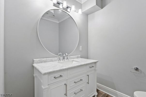 Bathroom, Dual Sink Vanities, Interior, Wood Texture Flooring