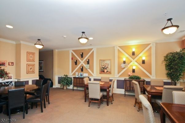 Dining room, Interior, Recessed Lighting