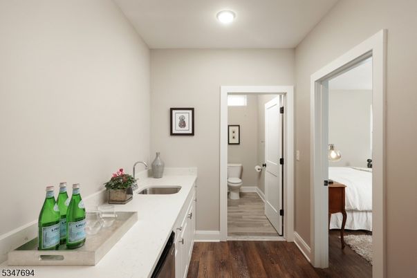 Bathroom, Bedroom, Interior, Recessed Lighting, Wood Texture Flooring