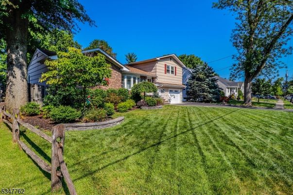 Attached, Backyard, Exterior, Facade, Brick Facade, None