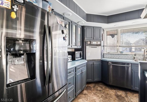 Interior, Kitchen, Stainless Steel Appliances