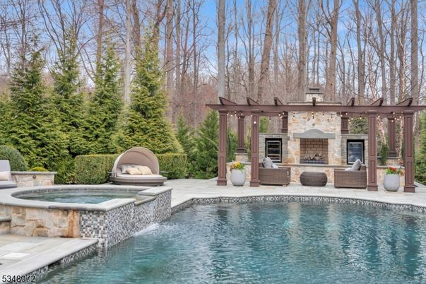 Exterior, Fireplace, Pool