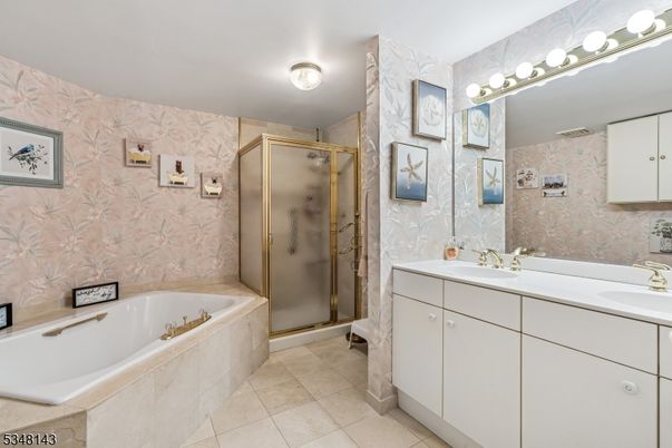 Bathroom, Dual Sink Vanities, Glass Shower, Interior
