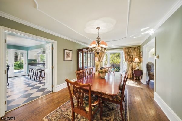 Chandelier, Dining room, Interior, Wood Texture Flooring
