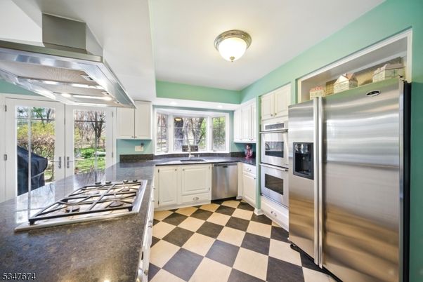 Interior, Kitchen, Stainless Steel Appliances