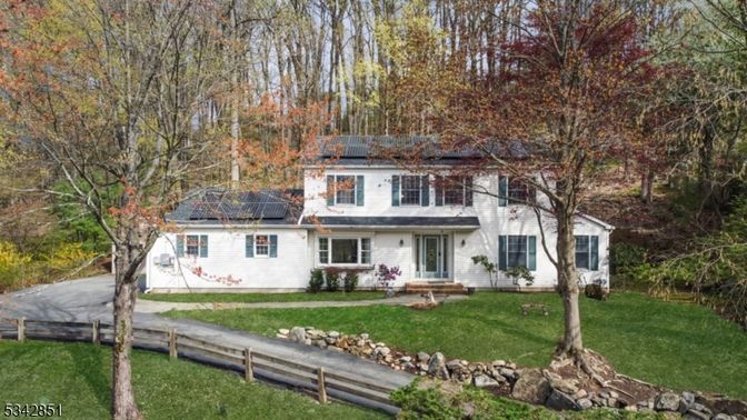 Backyard, Exterior, Facade, Solar Panels, French Provincial