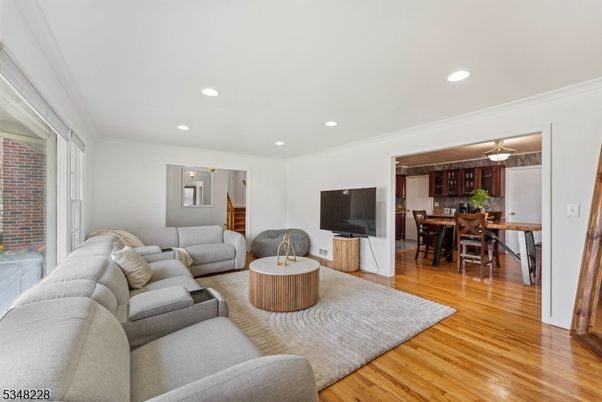 Dining room, Interior, Living room, Recessed Lighting, Wood Texture Flooring