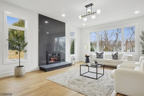 Fireplace, Interior, Living room, Pendant Lights, Recessed Lighting, Wood Texture Flooring
